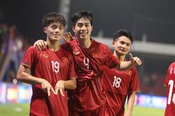 U22 Việt Nam thay gấp đội hình khi đối đầu U22 Singapore
