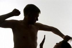 Điều tra nghi án đánh người tình nguy kịch rồi treo cổ tự tử