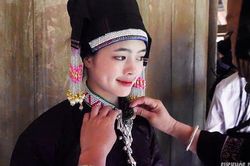 Vẻ đẹp hút hồn của các cô gái Nùng dín tại Tết mừng chiến thắng