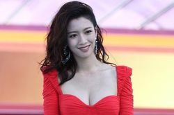 Sự tráo đổi địa vị gây tranh cãi của TVB