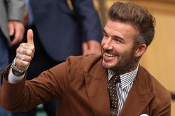 Độ giàu có của Beckham ở tuổi 48