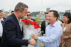Thủ tướng Luxembourg lần đầu tiên đến Vịnh Hạ Long