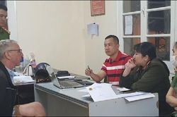 Người đàn ông quốc tịch Hà Lan đâm chết vợ rồi bỏ trốn cùng 4 con dao