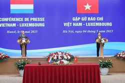 Thủ tướng Phạm Minh Chính và Thủ tướng Luxembourg gặp gỡ báo chí