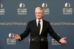 Tài tử Michael Douglas nhận Cành cọ Vàng danh dự tại LHP Cannes 2023