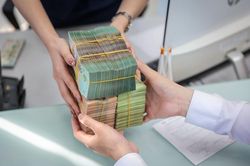 Tín dụng cho kinh doanh, đầu tư chứng khoán, bất động sản vẫn tăng mạnh nhất