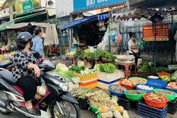 Giá điện tăng, lạm phát tăng: Tránh tình trạng 'té nước theo mưa'