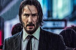 Keanu Reeves - tài tử sở hữu 380 triệu USD, chi tiền lạ lùng
