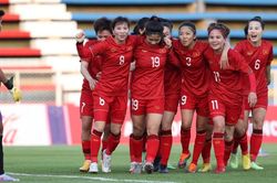 HLV Mai Đức Chung: 'Gặp Philippines tuyển Việt Nam không sợ, vẫn chơi áp sát'