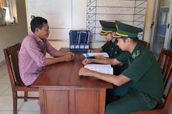 Trạm Biên phòng cửa khẩu cảng Nhà Rồng bắt giữ nhiều phương tiện khai thác cát trái phép trên sông Đồng Nai