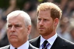 Harry không có vai trò gì trong lễ đăng cơ của Vua Charles