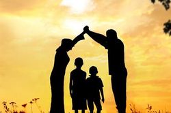 Cha mẹ bận rộn đến mấy cũng cần đồng hành để con phát triển toàn diện