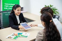 Bộ Tài chính đã nhận 350 đơn tố cáo liên quan đến bán bảo hiểm qua ngân hàng