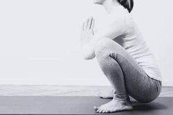 Ngồi xổm có lợi gì cho sức khỏe?