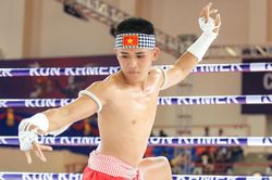 Độc đáo Kun Khmer tại SEA Games 32: Trống kèn tưng bừng khi biểu diễn, võ thuật nhưng lại như múa