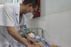 Người đàn ông phát hiện ung thư sau cơn đau tức mạn sườn