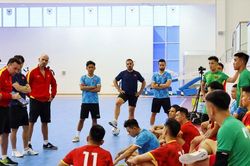 Futsal Việt Nam tập huấn tại Nam Mỹ