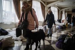 Du lịch phía tây Ukraine bất ngờ bùng nổ giữa xung đột