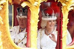 Những hình ảnh ấn tượng trong lễ đăng quang của Nhà vua Anh Charles III