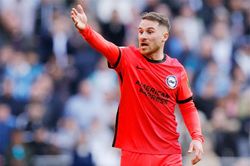 Liverpool chuẩn bị sẵn quà chờ Mac Allister