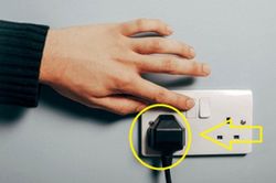 8 thiết bị ngốn điện số 1 hơn cả điều hòa: Dùng xong rút ổ cắm ra đỡ mất tiền oan
