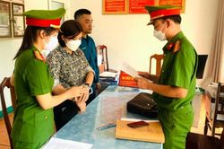 Bắt nữ kế toán một trung tâm y tế huyện lừa đảo chiếm đoạt gần 22 tỷ đồng