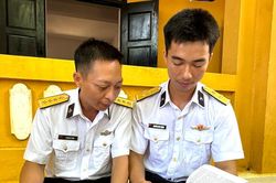 'Người bạn' của lính đảo