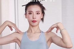 Bài tập giảm gù lưng, đau vai cho nàng công sở làm việc cả ngày
