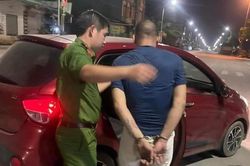 Nhân chứng kể lại việc bắt đối tượng dùng dao uy hiếp, khống chế đòi hiếp dâm trong đêm