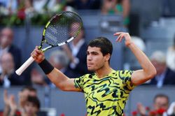 Madrid Open: Alcaraz bảo vệ thành công chức vô địch và trở lại vị trí số một thế giới