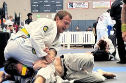 Mark Zuckerberg khoe huy chương vàng môn jiu jitsu
