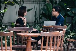 Nhân viên giấu sếp khi làm thêm nghề tay trái
