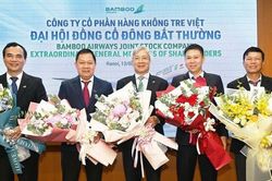 Ông Lê Thái Sâm nhận hơn 400 triệu cổ phần Bamboo Airways từ FLC
