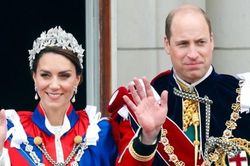 Khoảnh khắc Hoàng tử William và Công nương Kate tâm ý tương thông khiến netizen thán phục