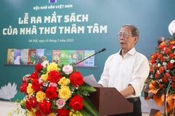 Sưu tầm và giới thiệu tác phẩm văn xuôi của cố nhà thơ Thâm Tâm