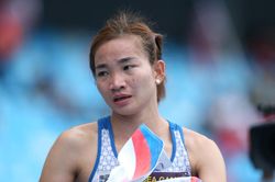 Nguyễn Thị Oanh: 'Siêu nhân' trên đường chạy nhận lương 7 triệu đồng
