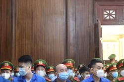 Hai cựu công an tham gia dàn cảnh cướp tiền ảo trên cao tốc khai gì tại tòa?