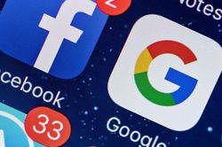 Thuế thu từ Facebook, Google... trong tháng 4 tăng đột biến