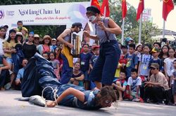 Cơ hội được tận mắt thấy 'Ngôi làng châu Âu' trong lòng Hà Nội