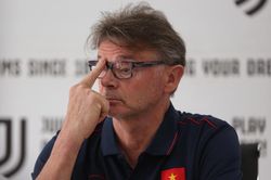 Việt Nam gặp Nhật Bản, Iraq và Indonesia: Cơ hội cho HLV Troussier hướng đến World Cup?