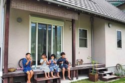 Ngôi nhà nhỏ nhưng sắp xếp cực khéo của vợ chồng bỏ phố về quê
