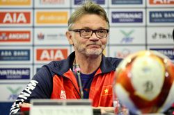 HLV Troussier: U22 Việt Nam không nói miệng về sự tự tin