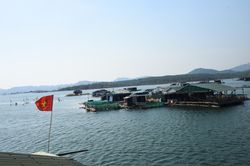 Dân làng chài Sê San ở Kon Tum đã… an cư