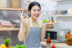 Món ngon, đậm vị với nước mắm chay từ quả dứa