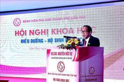 Coi trọng công tác điều dưỡng để nâng cao chất lượng bệnh viện
