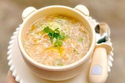 Vào bếp nấu ăn cho con là hạnh phúc mỗi cuối tuần của mẹ