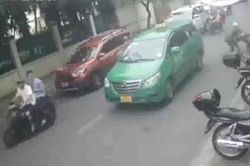 Chiến sĩ Công an bị tấn công bằng hơi cay vẫn quật ngã tội phạm