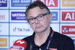 HLV Troussier: U22 Việt Nam trả giá thua Indonesia để đổi lấy bài học