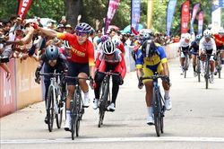 SEA Games 32: Xe đạp Việt Nam có tấm HCV đầu tiên