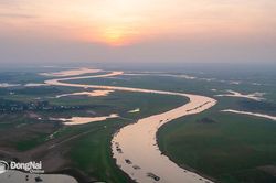 Vẻ đẹp khác lạ của hồ Trị An